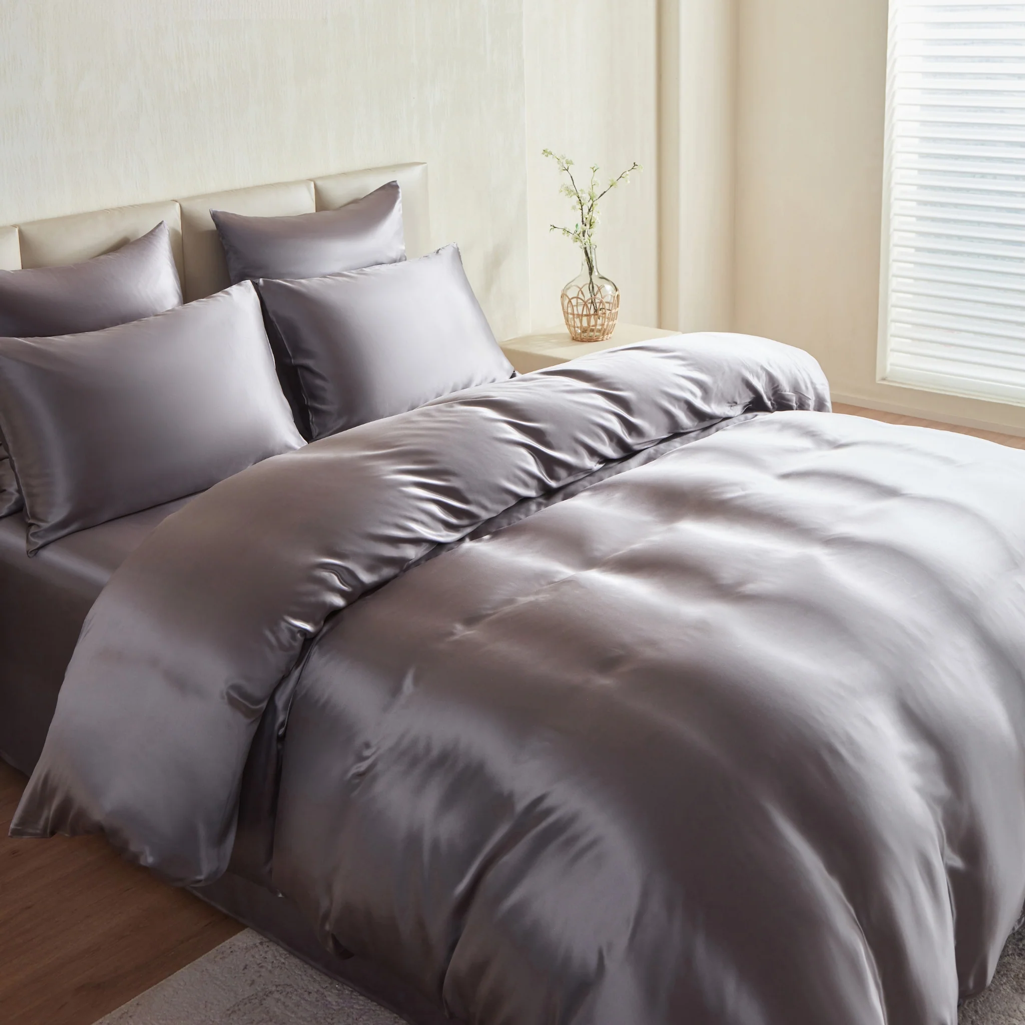 22 Momme Silk Duvet Cover - Gunmetal - Image 8