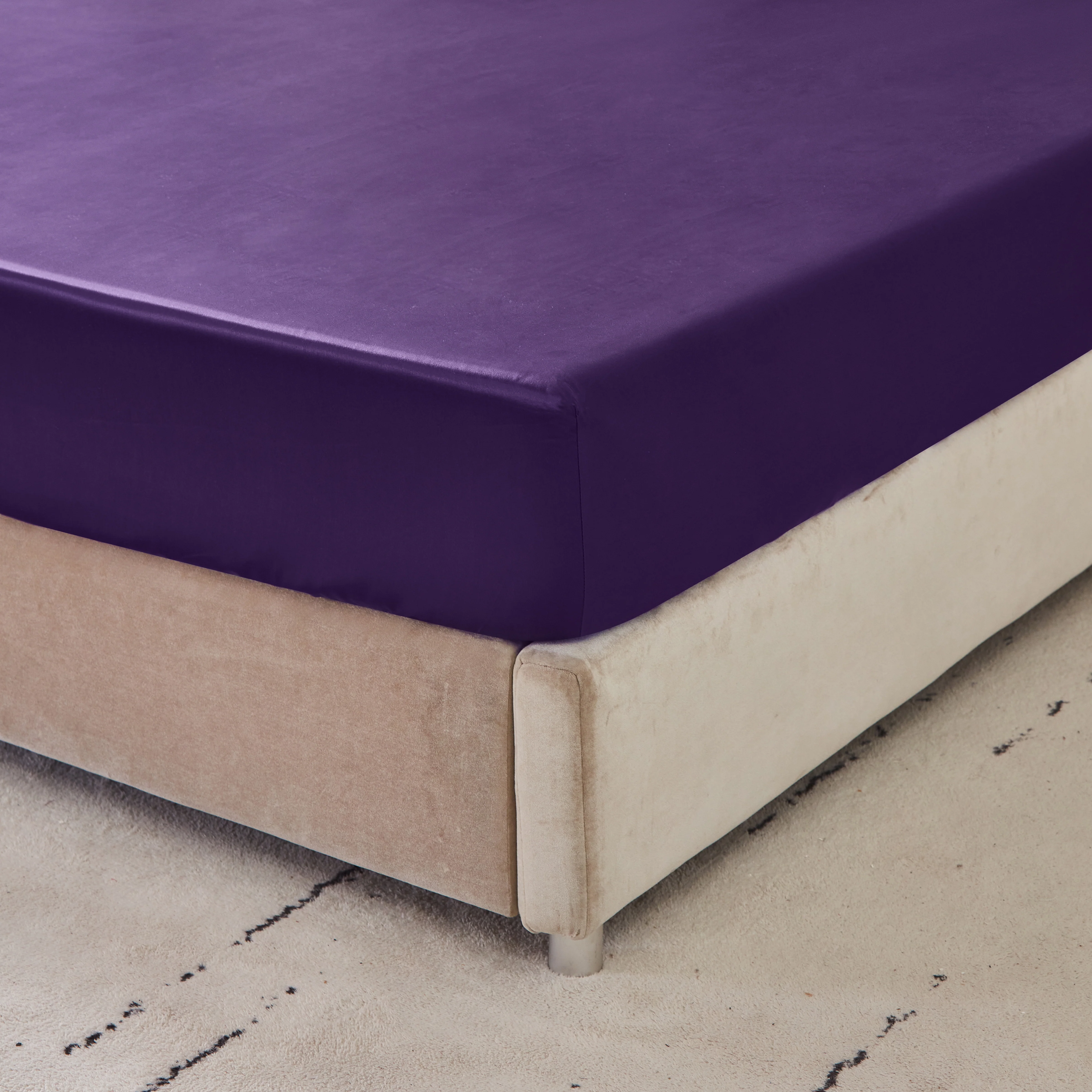22 Momme Silk Fitted Sheet - Plum - Image 2