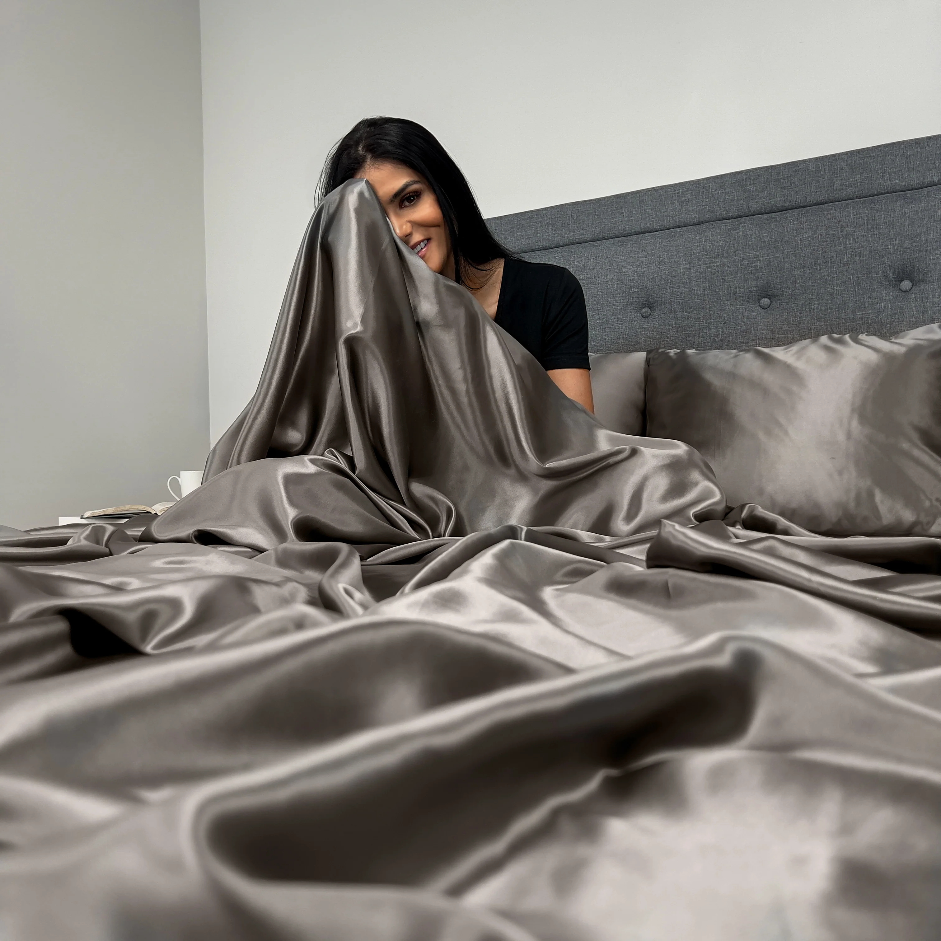 22 Momme Silk Sheet Set - Gunmetal - Image 2