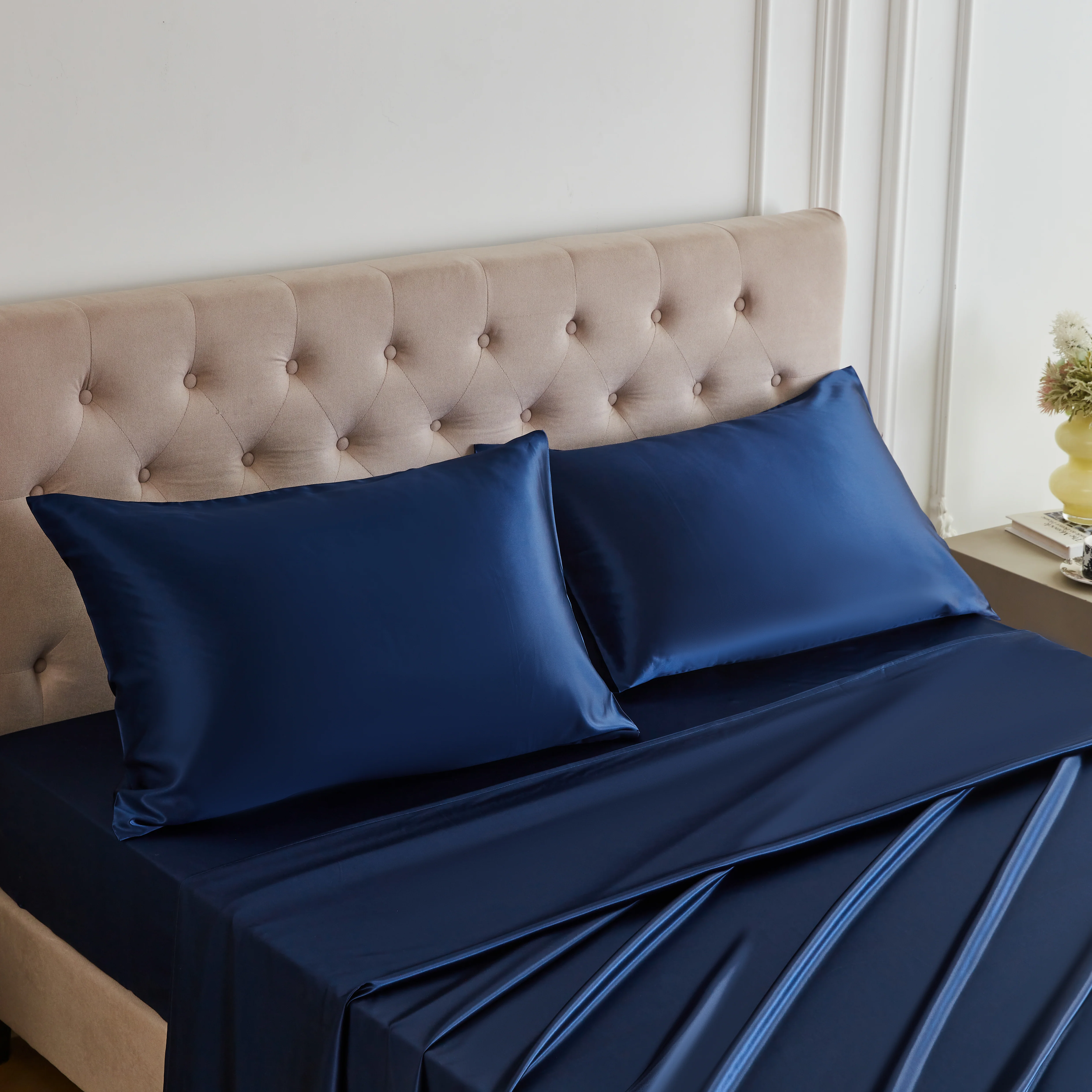 30 Momme Silk Fitted Sheet - Navy - Image 8