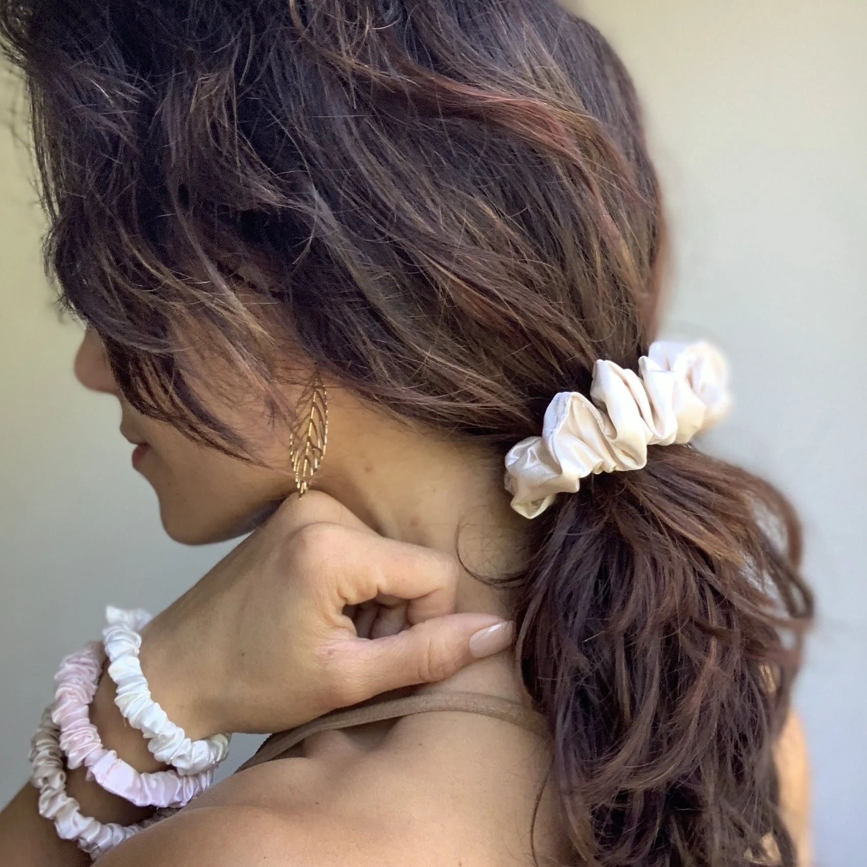 Silk Scrunchies - Sand - Image 9